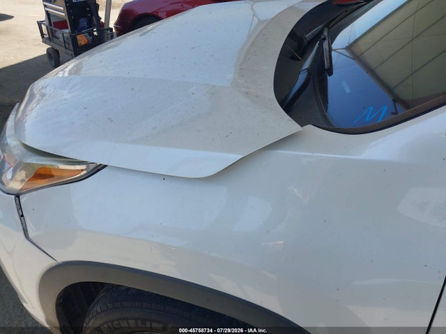 Toyota Highlander Le 2018 5TDZARFH4JS034768 Image 15