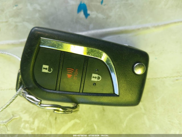 NMTKHMBX9JR009764 Toyota C-HR XLE
