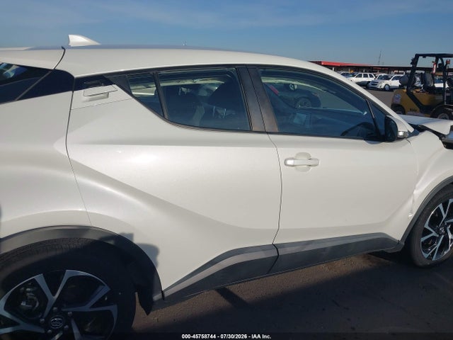 NMTKHMBX9JR009764 Toyota C-HR XLE