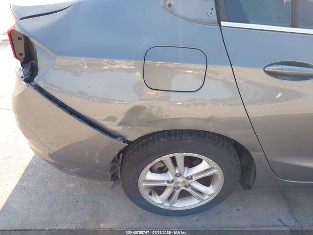 Chevrolet Cruze Lt Auto 2018 1G1BE5SM0J7147931 Image 17