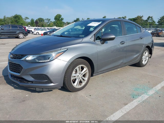 Chevrolet Cruze Lt Auto 2018 1G1BE5SM0J7147931 Image 2
