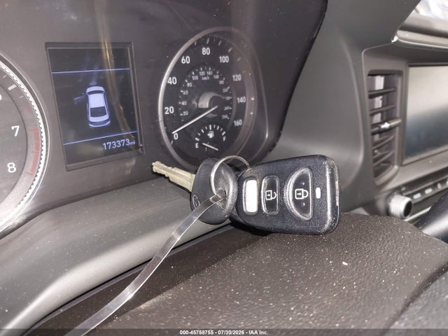 Продажа на аукционе авто 2020 Hyundai Elantra Sel, vin: 5NPD84LF5LH512880, номер лота: 45758755