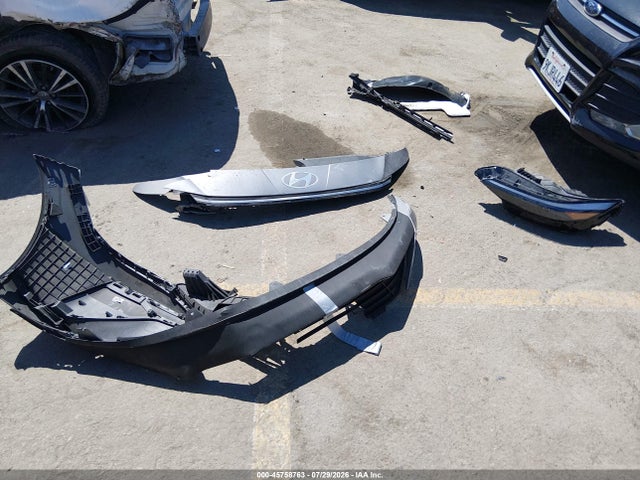 KMHLL4DG0RU693558 Hyundai ELANTRA SE