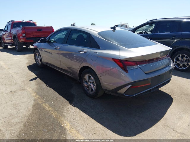 KMHLL4DG0RU693558 Hyundai ELANTRA SE