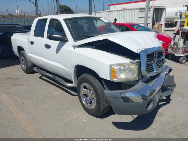 2005 Dodge Dakota Slt მანქანა იყიდება აუქციონზე, vin: 1D7HE48K45S218803, აუქციონის ნომერი: 45758772