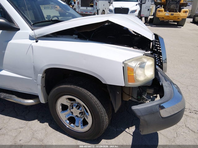 2005 Dodge Dakota Slt მანქანა იყიდება აუქციონზე, vin: 1D7HE48K45S218803, აუქციონის ნომერი: 45758772