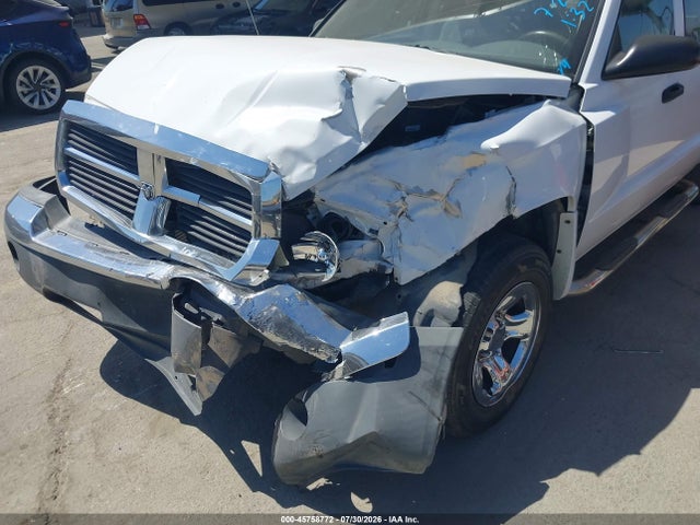 2005 Dodge Dakota Slt მანქანა იყიდება აუქციონზე, vin: 1D7HE48K45S218803, აუქციონის ნომერი: 45758772