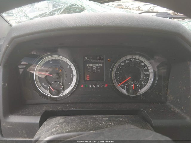 3C6UR5CJ9JG106217 RAM 2500 Tradesman 4x4 6&#039;4 Box
