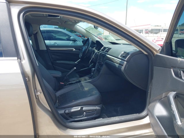 45758877 :رقم المزاد ، 1VWBS7A35GC011876 vin ، 2016 Volkswagen Passat 1.8t Se مزاد بيع