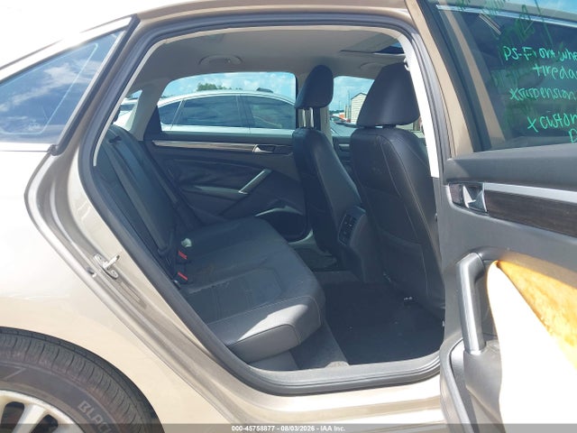 45758877 :رقم المزاد ، 1VWBS7A35GC011876 vin ، 2016 Volkswagen Passat 1.8t Se مزاد بيع