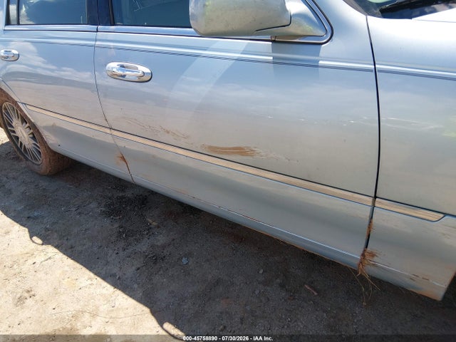 Продаж на аукціоні авто 2006 Lincoln Town Car Signature Limited, vin: 1LNHM82VX6Y629608, номер лоту: 45758890