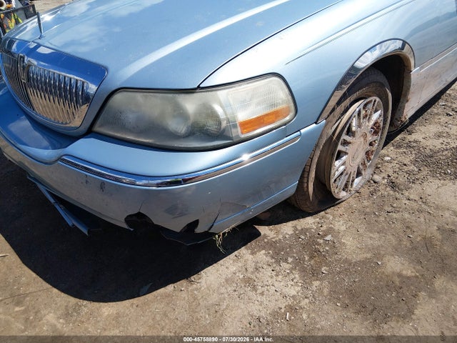 Продаж на аукціоні авто 2006 Lincoln Town Car Signature Limited, vin: 1LNHM82VX6Y629608, номер лоту: 45758890