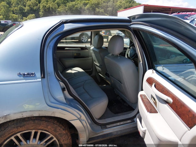 Продаж на аукціоні авто 2006 Lincoln Town Car Signature Limited, vin: 1LNHM82VX6Y629608, номер лоту: 45758890