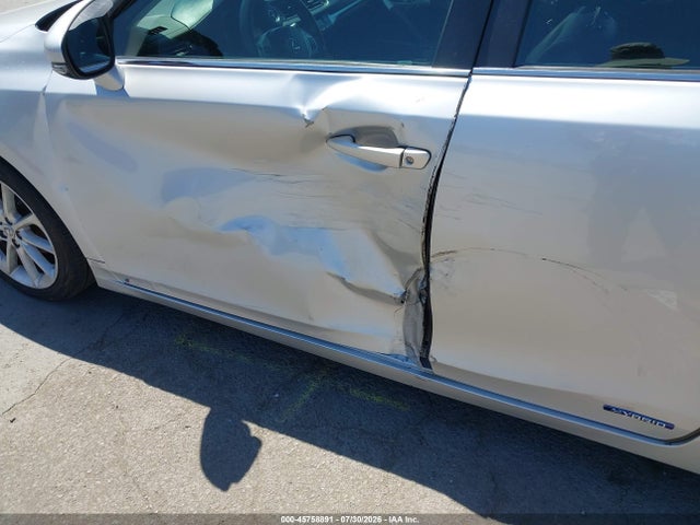Продаж на аукціоні авто 2012 Lexus Ct 200h Premium, vin: JTHKD5BH2C2098744, номер лоту: 45758891