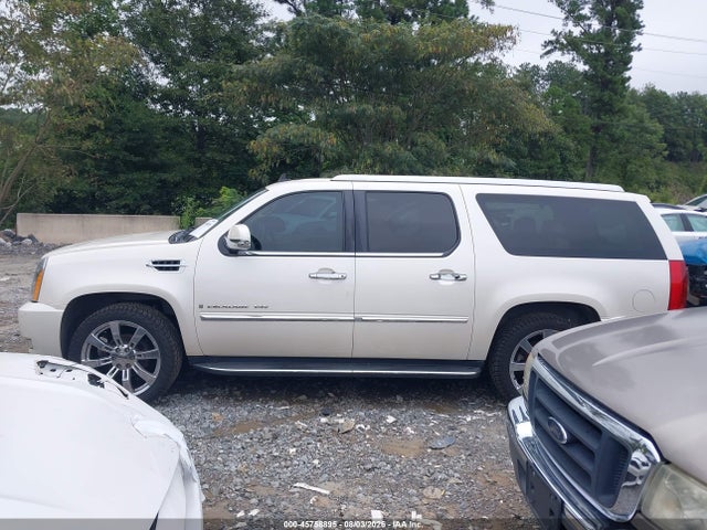 Продажа на аукционе авто 2008 Cadillac Escalade Esv, vin: 1GYFK66898R173070, номер лота: 45758895