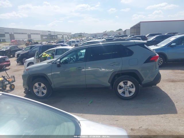2021 Toyota Rav4 Xle მანქანა იყიდება აუქციონზე, vin: 2T3W1RFV7MW162367, აუქციონის ნომერი: 45758933