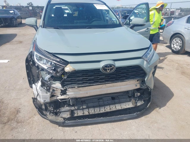 2021 Toyota Rav4 Xle მანქანა იყიდება აუქციონზე, vin: 2T3W1RFV7MW162367, აუქციონის ნომერი: 45758933