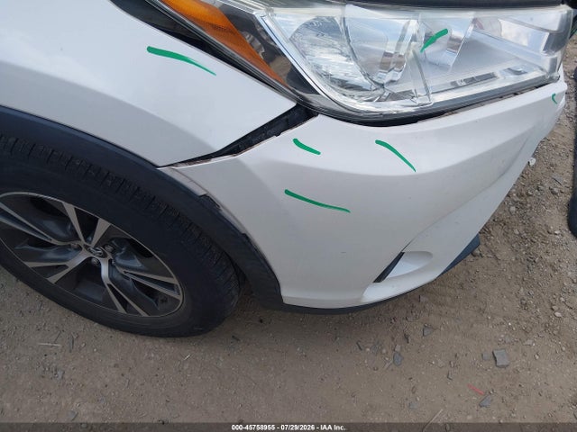 45758955 :رقم المزاد ، 5TDZZRFH3JS261961 vin ، 2018 Toyota Highlander Le مزاد بيع