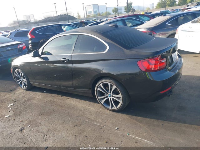 45758977 :رقم المزاد ، WBA1F9C53GV742577 vin ، 2016 Bmw 228i مزاد بيع