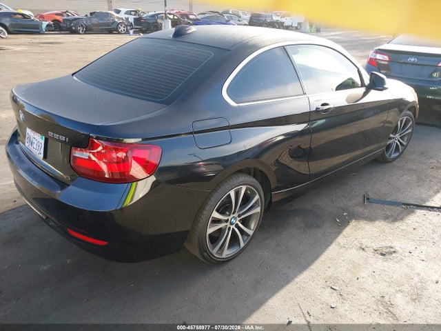 45758977 :رقم المزاد ، WBA1F9C53GV742577 vin ، 2016 Bmw 228i مزاد بيع