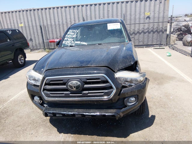 5TFAX5GN9JX130737 Toyota Tacoma Sr5
