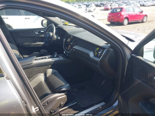 Aukcja sprzedaży 2021 Volvo Xc60 Recharge Plug-in Hybrid T8 R-design, vin: YV4BR0DM9M1814057, numer aukcji: 45759001