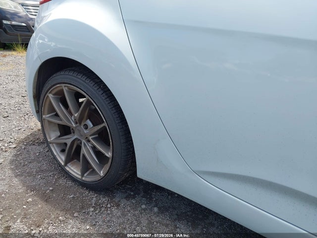 2013 Hyundai Veloster Tech მანქანა იყიდება აუქციონზე, vin: KMHTC6AD4DU102761, აუქციონის ნომერი: 45759067