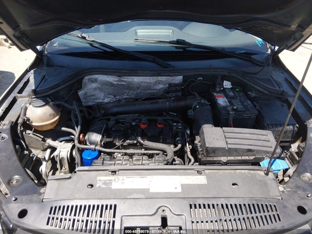 WVGAV7AXXFW566632 Volkswagen TIGUAN S