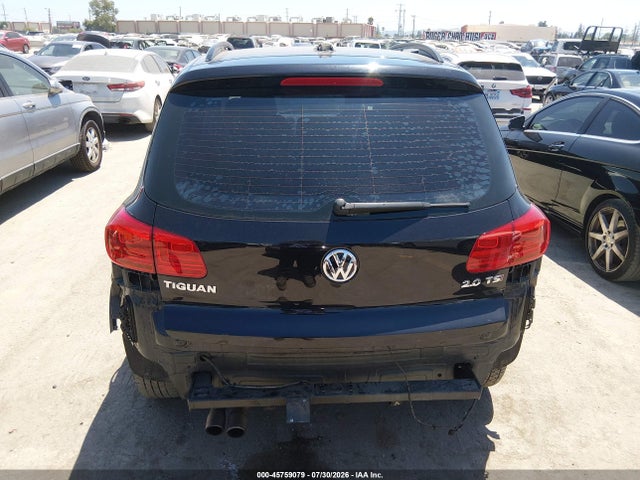 WVGAV7AXXFW566632 Volkswagen TIGUAN S