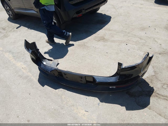 WVGAV7AXXFW566632 Volkswagen TIGUAN S