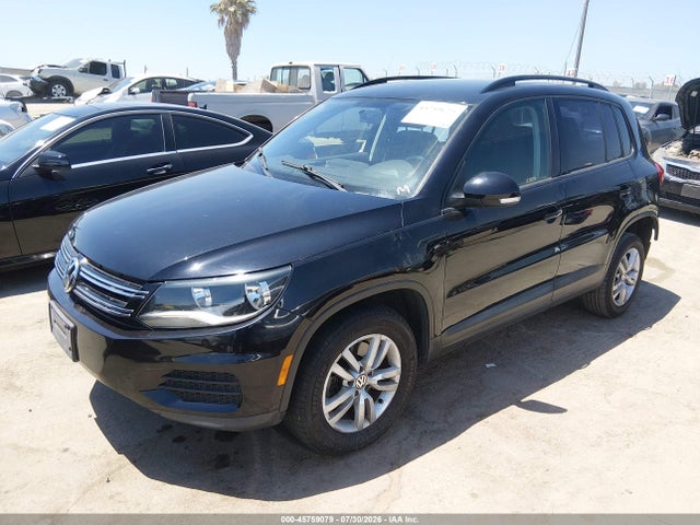 WVGAV7AXXFW566632 Volkswagen TIGUAN S