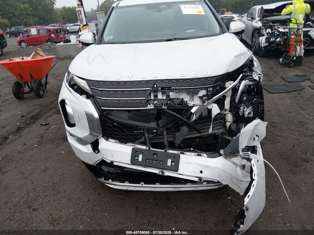 Продаж на аукціоні авто 2022 Mitsubishi Outlander Black Edition S-awc/se 2.5 S-awc/se Launch Edition S-awc, vin: JA4J4UA8XNZ051801, номер лоту: 45759085