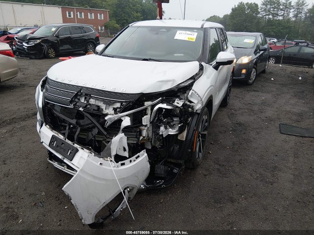 Продаж на аукціоні авто 2022 Mitsubishi Outlander Black Edition S-awc/se 2.5 S-awc/se Launch Edition S-awc, vin: JA4J4UA8XNZ051801, номер лоту: 45759085