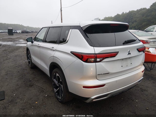 Продаж на аукціоні авто 2022 Mitsubishi Outlander Black Edition S-awc/se 2.5 S-awc/se Launch Edition S-awc, vin: JA4J4UA8XNZ051801, номер лоту: 45759085