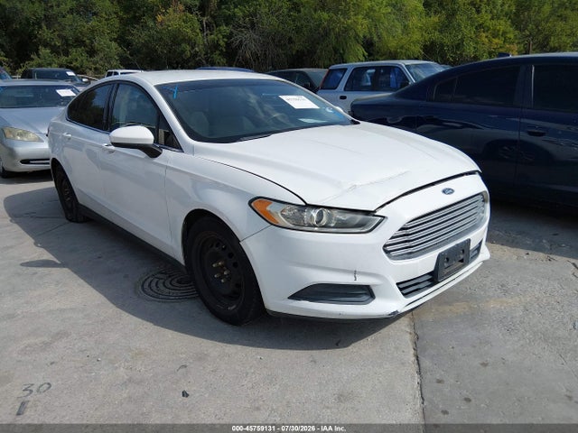 2016 3FA6P0G73GR382047 main image