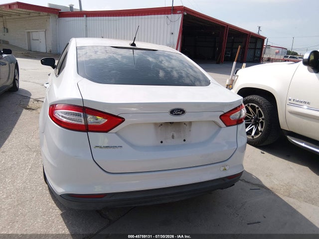 Ford FUSION S 2016 3FA6P0G73GR382047 Image 16