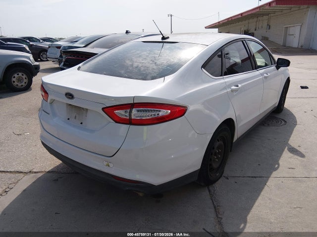 Ford FUSION S 2016 3FA6P0G73GR382047 Image 4