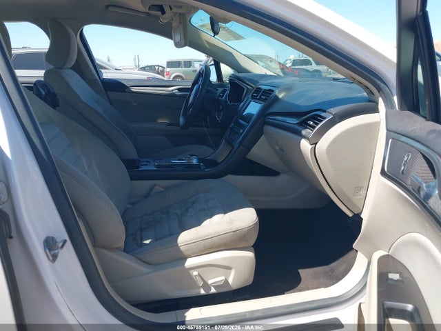 3FA6P0H70HR142356 Ford FUSION SE