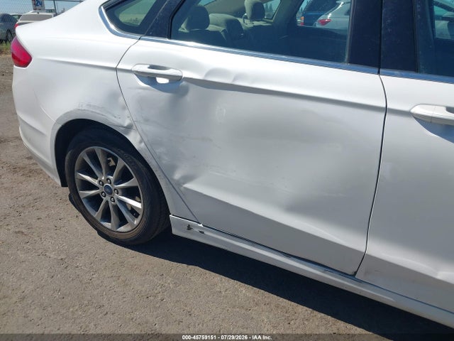3FA6P0H70HR142356 Ford FUSION SE