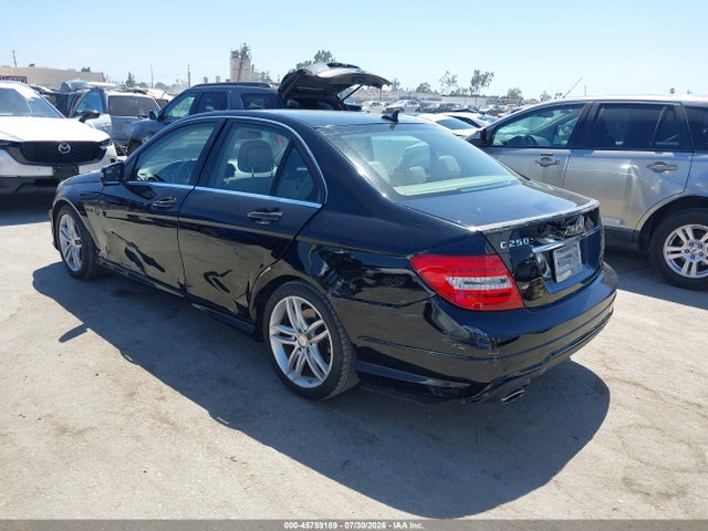 Aukcja sprzedaży 2014 Mercedes-benz C 250 Luxury/sport, vin: WDDGF4HB9EA964047, numer aukcji: 45759189