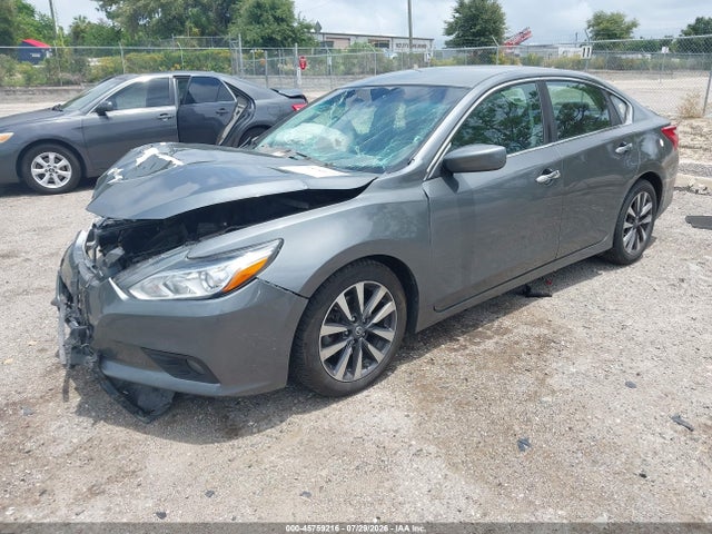2017 Nissan Altima 2.5 Sv მანქანა იყიდება აუქციონზე, vin: 1N4AL3AP8HC141987, აუქციონის ნომერი: 45759216