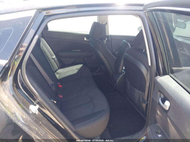 KNAGT4L38H5170685 KIA Optima Lx