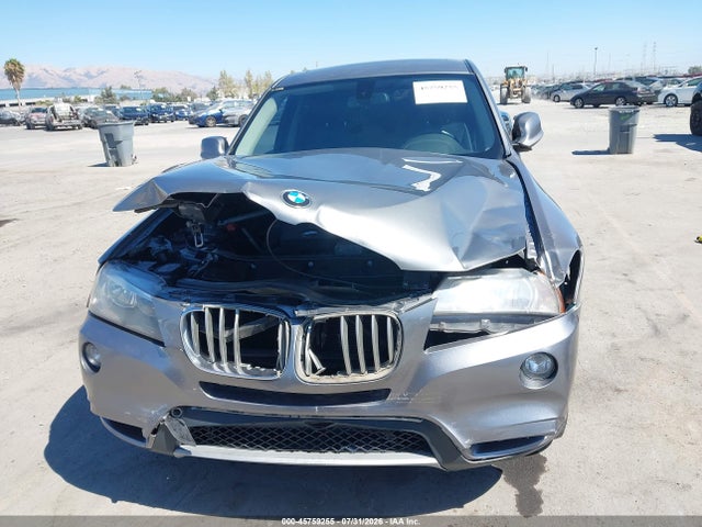 45759255 :رقم المزاد ، 5UXWX9C58D0A17072 vin ، 2013 Bmw X3 Xdrive28i مزاد بيع