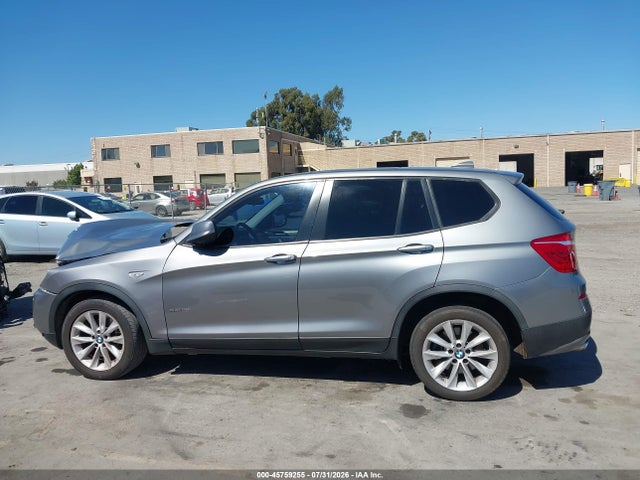 45759255 :رقم المزاد ، 5UXWX9C58D0A17072 vin ، 2013 Bmw X3 Xdrive28i مزاد بيع