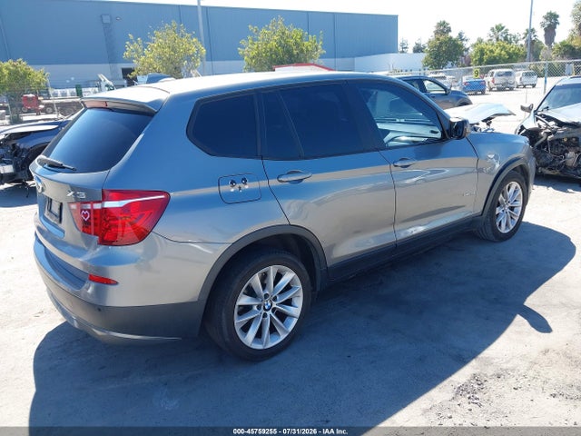 45759255 :رقم المزاد ، 5UXWX9C58D0A17072 vin ، 2013 Bmw X3 Xdrive28i مزاد بيع