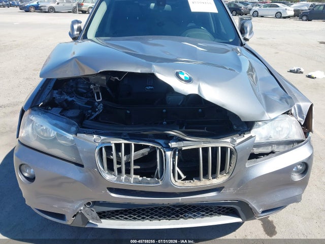 45759255 :رقم المزاد ، 5UXWX9C58D0A17072 vin ، 2013 Bmw X3 Xdrive28i مزاد بيع