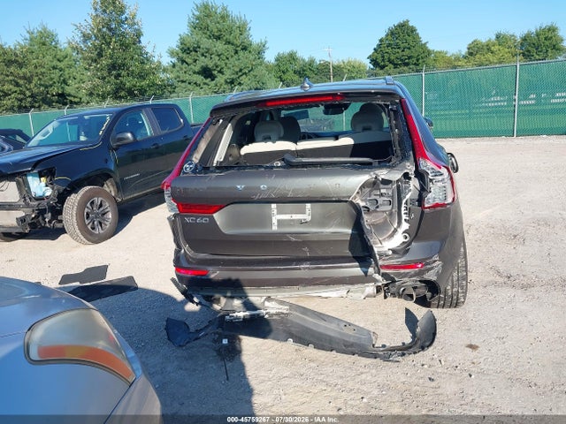45759267 :رقم المزاد ، YV4102DL8L1598256 vin ، 2020 Volvo Xc60 T5 Inscription مزاد بيع