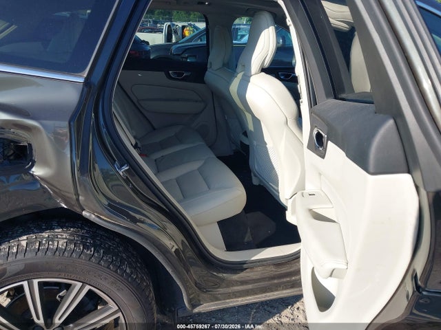 45759267 :رقم المزاد ، YV4102DL8L1598256 vin ، 2020 Volvo Xc60 T5 Inscription مزاد بيع