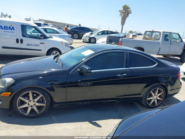 WDDGJ4HB8FG436402 Mercedes-Benz C 250