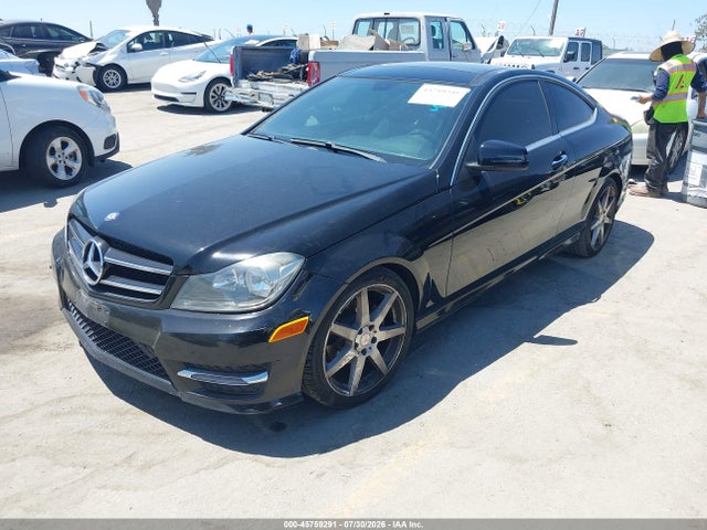 WDDGJ4HB8FG436402 Mercedes-Benz C 250